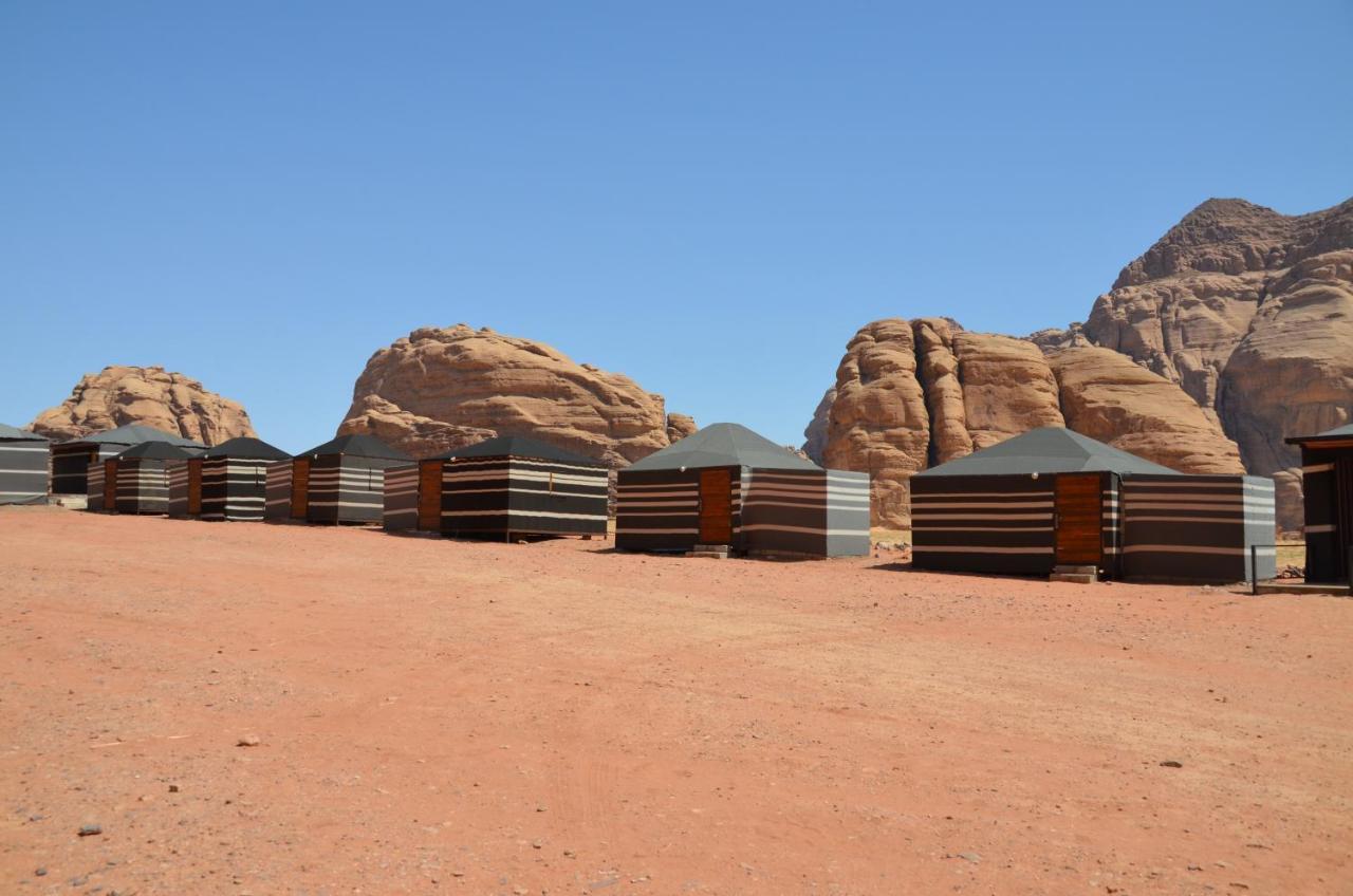 Bed and Breakfast Beduin Star Trail Camp Wadi Rum Exterior foto