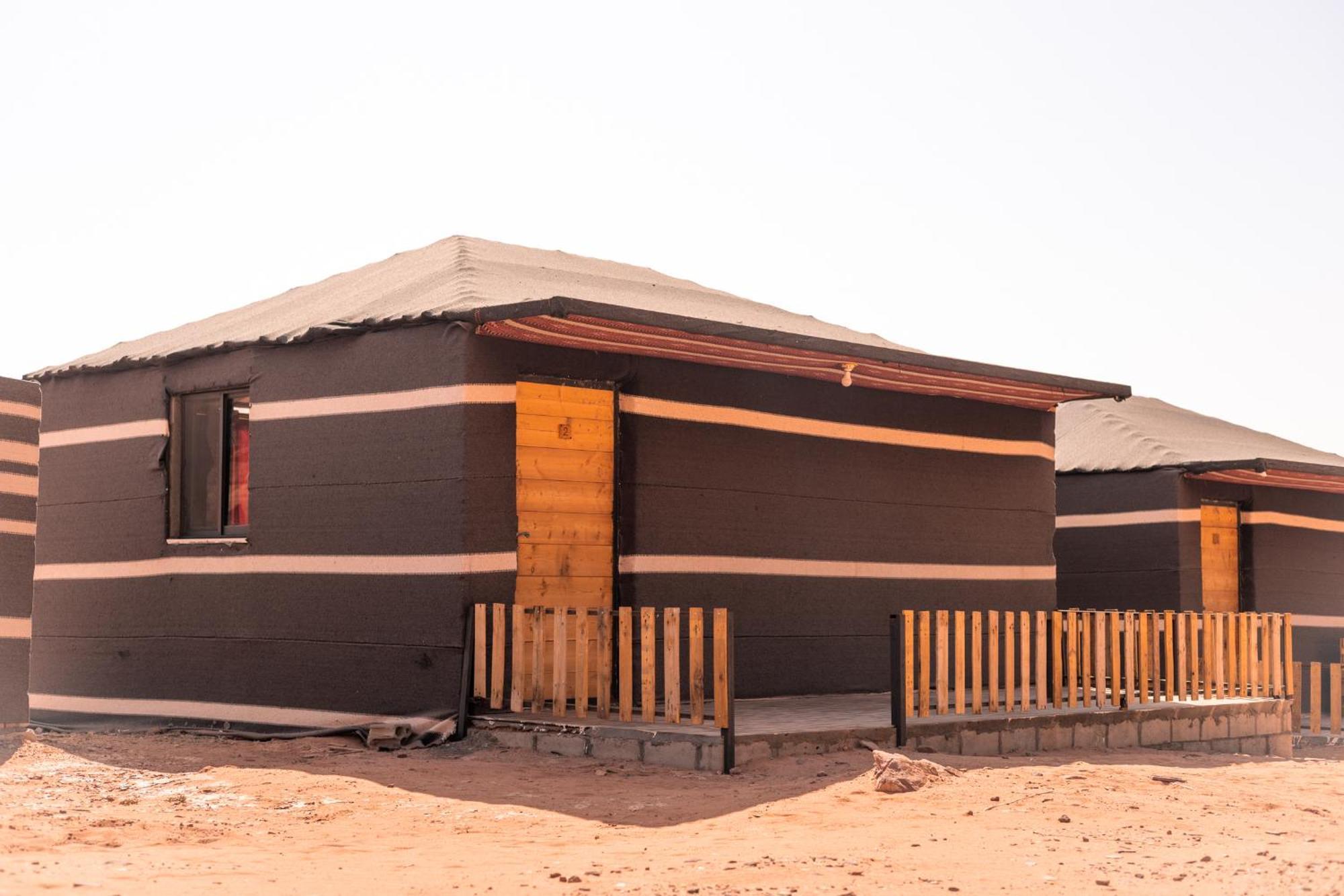 Bed and Breakfast Beduin Star Trail Camp Wadi Rum Exterior foto