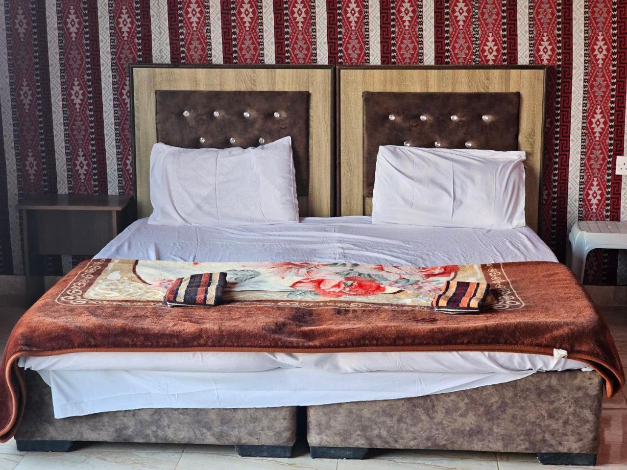 Bed and Breakfast Beduin Star Trail Camp Wadi Rum Exterior foto