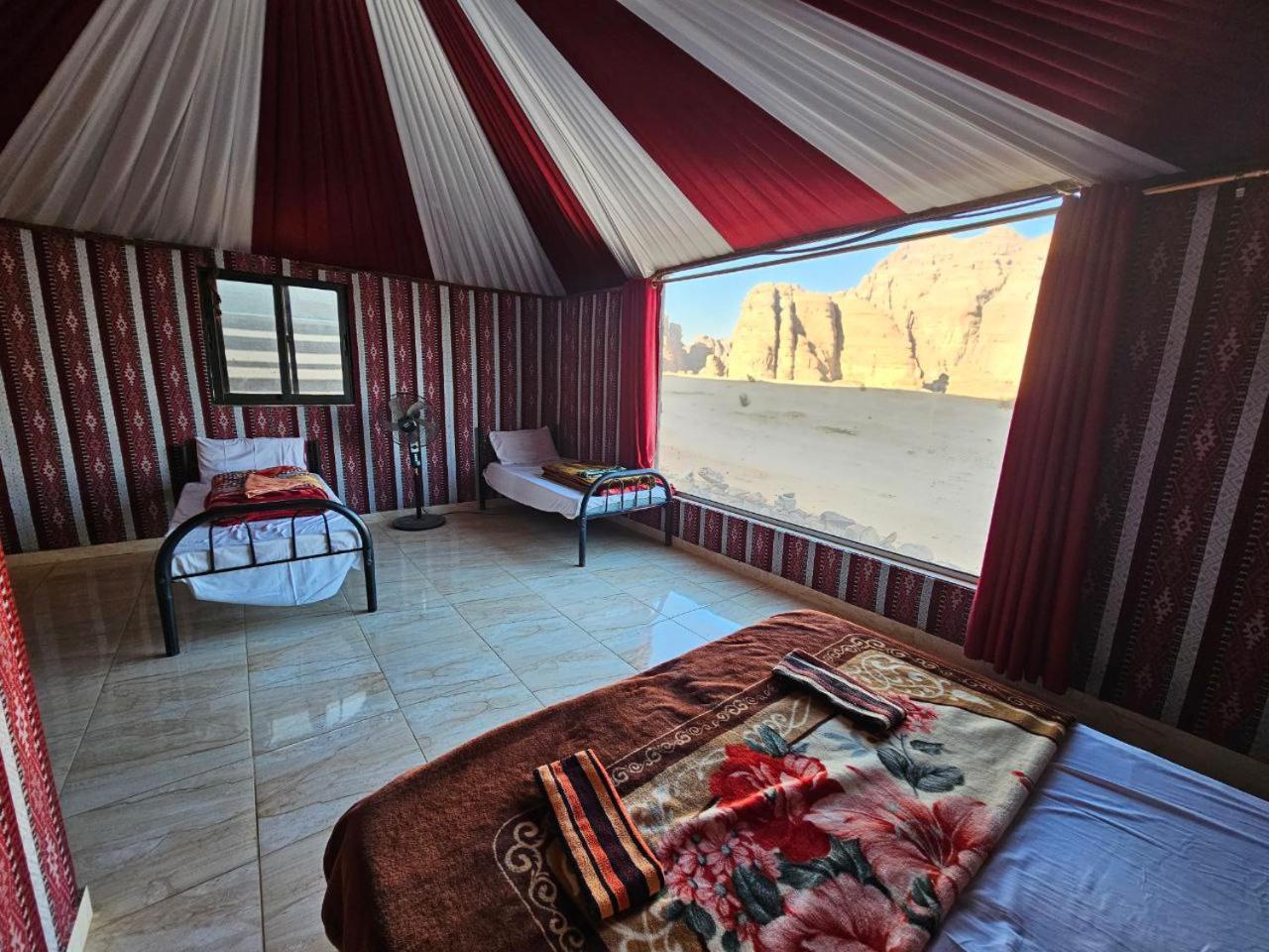 Bed and Breakfast Beduin Star Trail Camp Wadi Rum Exterior foto